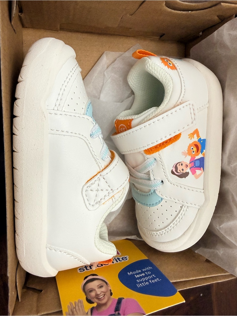 Ms. Rachel x Stride Rite Kids Shoe Box - Blue - Picture 3 of 5